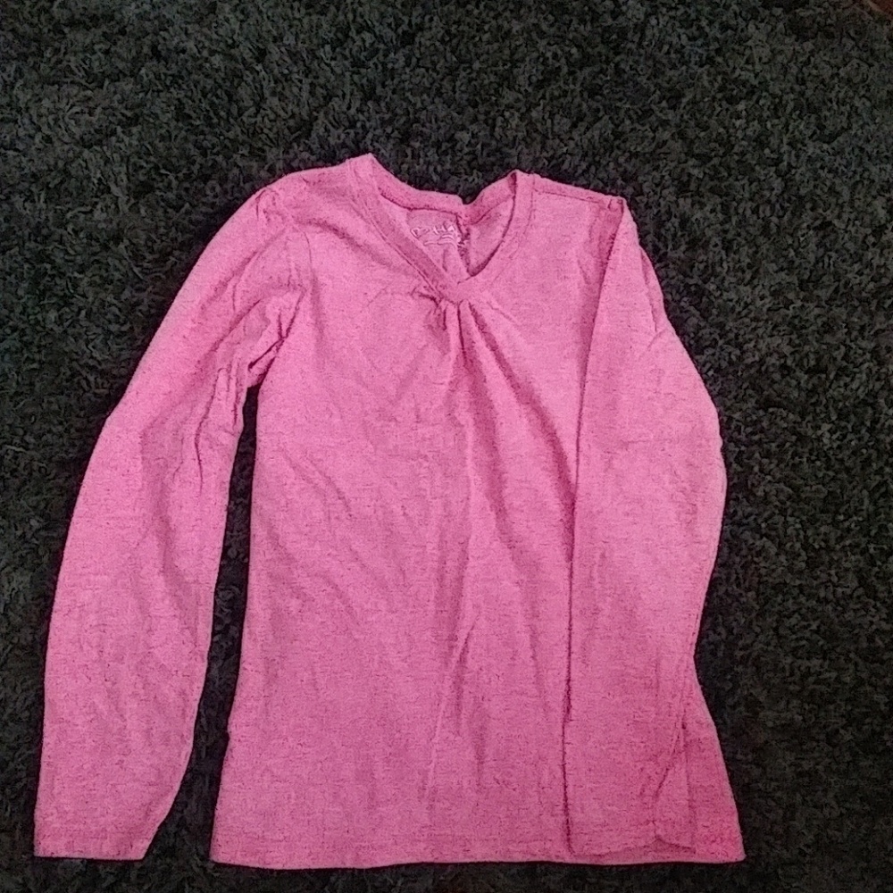 Hanes V neck shirt